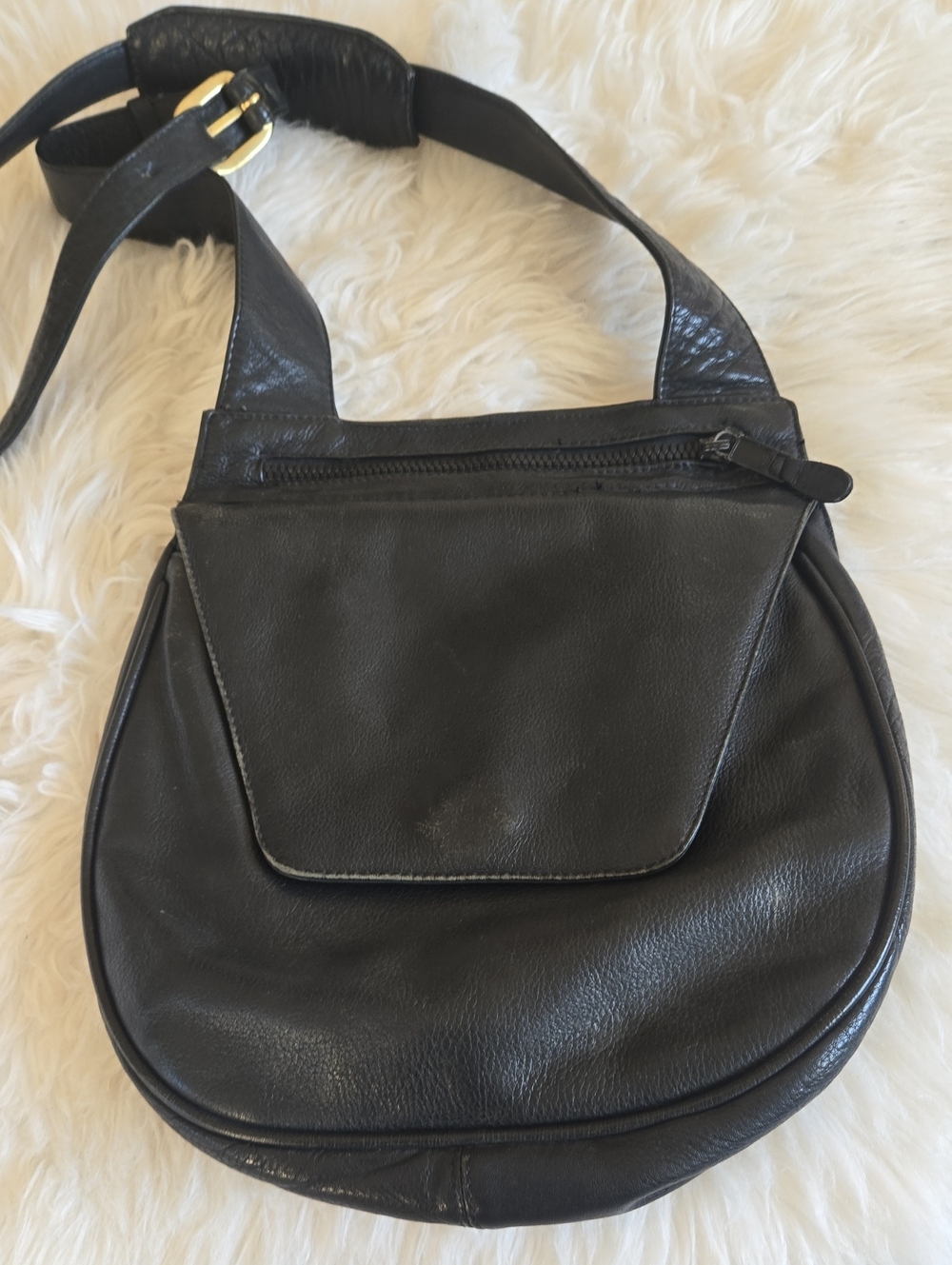 TravelSmith Black Leather Shoulder Bag with Gold-Tone Snap